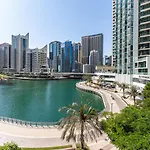 Bright 1-Bedroom With Marina Infinity Pool